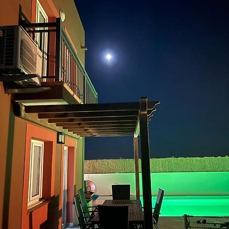 Villa Marie Agradable Y Tranquila Maison Con Piscina Corralejo Luaran gambar