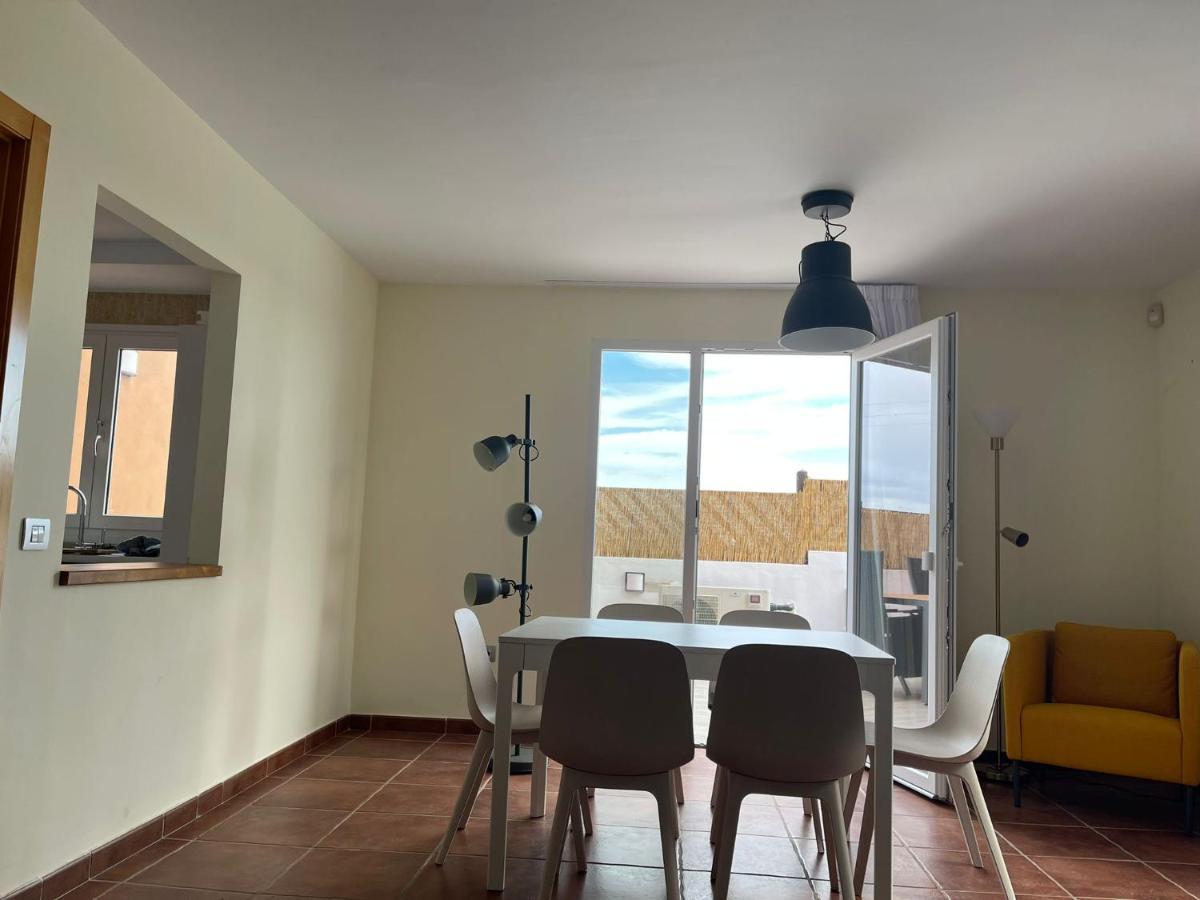 Villa Marie Agradable Y Tranquila Maison Con Piscina Corralejo Luaran gambar