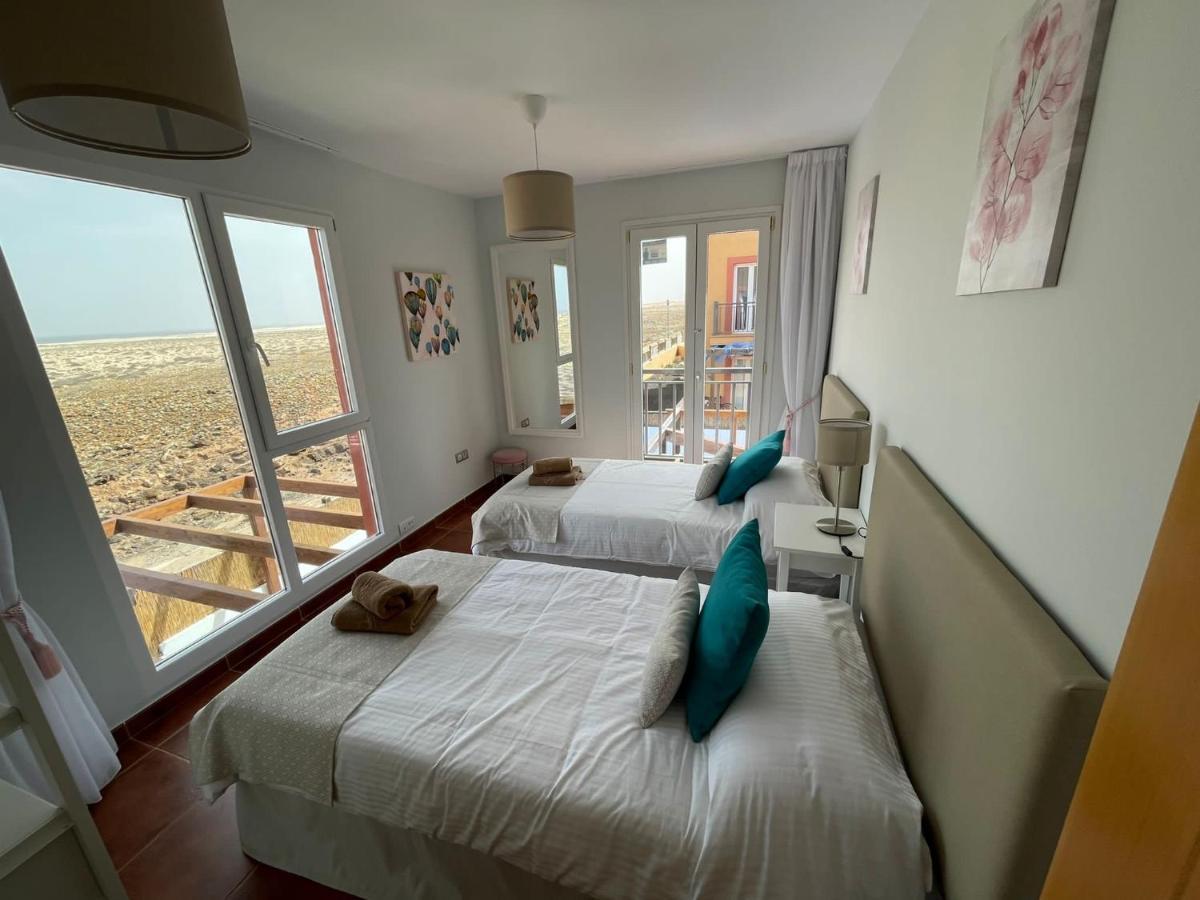 Villa Marie Agradable Y Tranquila Maison Con Piscina Corralejo Luaran gambar
