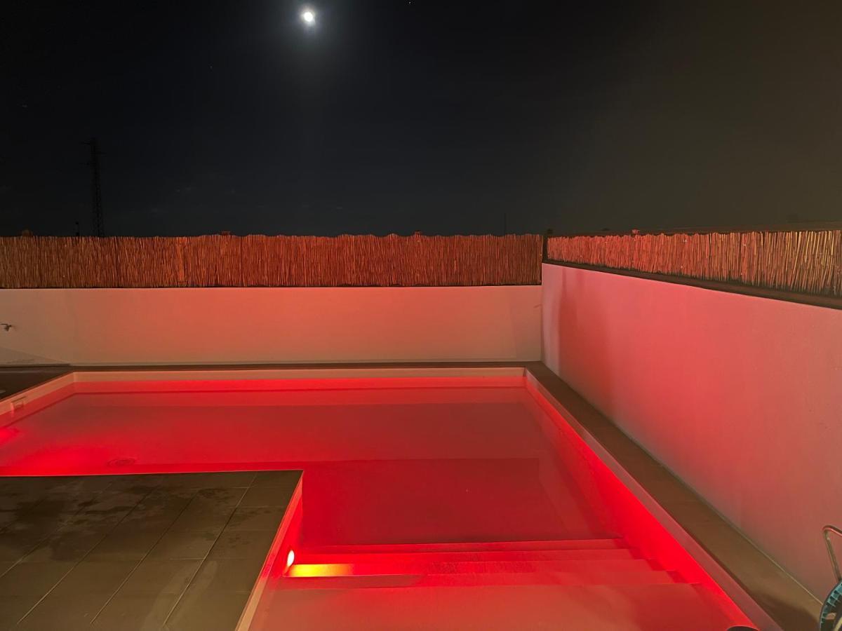 Villa Marie Agradable Y Tranquila Maison Con Piscina Corralejo Luaran gambar